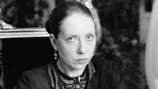 Актриса Инна Чурикова в роли Вассы Железновой на съемках фильма Глеба Панфилова Васса Актриса Инна Чурикова в роли Вассы Железновой на съемках фильма Глеба Панфилова Васса