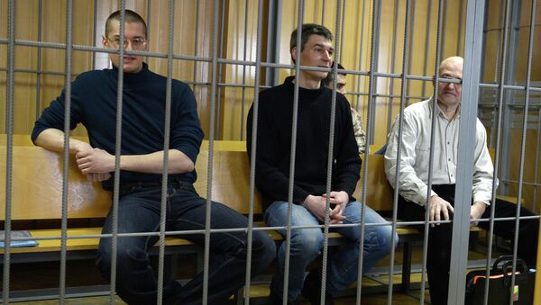 Обвиняемые в организации беспорядков на Болотной площади. Архивное фото Обвиняемые в организации беспорядков на Болотной площади. Архивное фото