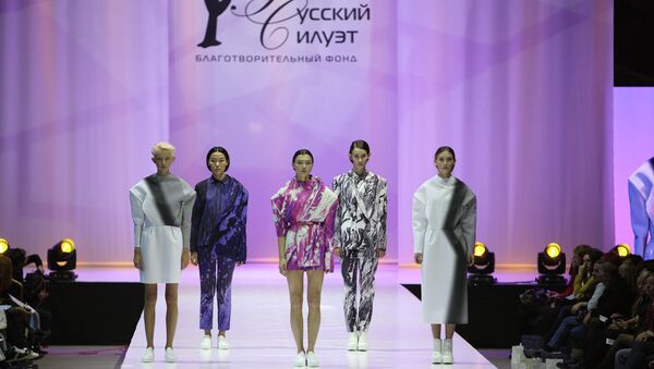 Благотворительный фонд Русский силуэт, конкурс молодых дизайнеров в Гостином дворе Благотворительный фонд Русский силуэт, конкурс молодых дизайнеров в Гостином дворе