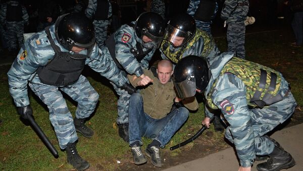 Беспорядки в московском районе Бирюлево Беспорядки в московском районе Бирюлево