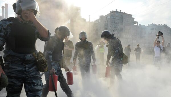 Митинг 6 мая 2012 года в Москве. Архивное фото Митинг 6 мая 2012 года в Москве. Архивное фото
