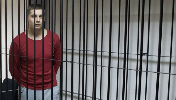 Подозреваемый в избиении томского бизнесмена Максима Хайкиса в суде Подозреваемый в избиении томского бизнесмена Максима Хайкиса в суде