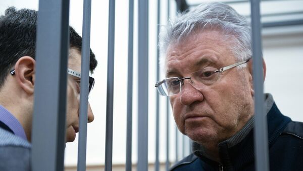 Ходатайство следствия об отстранении от должности мэра Астрахани М.Столярова. Архивное фото Ходатайство следствия об отстранении от должности мэра Астрахани М.Столярова. Архивное фото