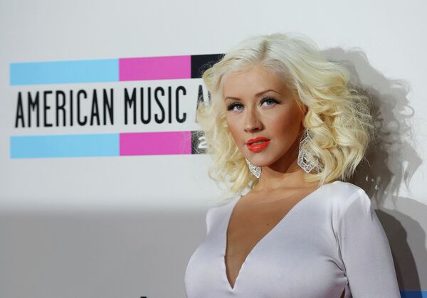 Американская певица Кристина Агилера на 41-й церемонии American Music Awards Американская певица Кристина Агилера на 41-й церемонии American Music Awards