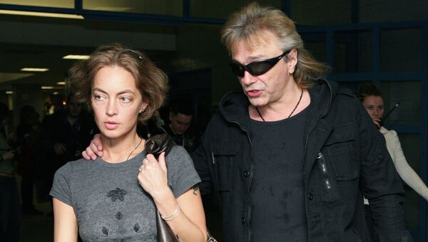 Лидер группы Алиса Константин Кинчев с супругой Лидер группы Алиса Константин Кинчев с супругой