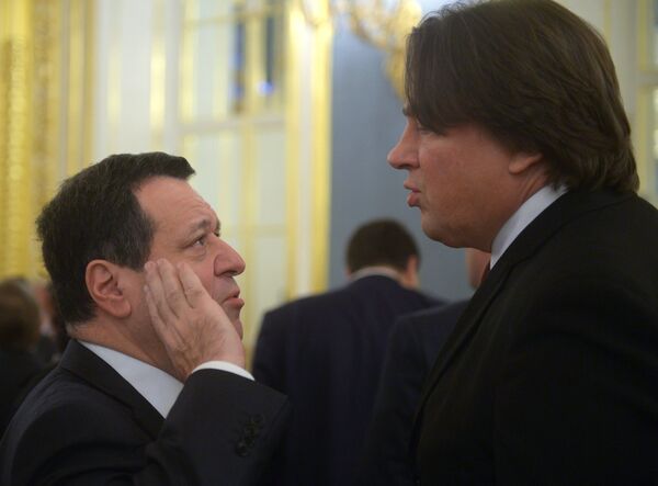 Председатель комитета Госдумы РФ по бюджету и налогам Андрей Макаров и генеральный директор Первого канала Константин Эрнст Председатель комитета Госдумы РФ по бюджету и налогам Андрей Макаров и генеральный директор Первого канала Константин Эрнст