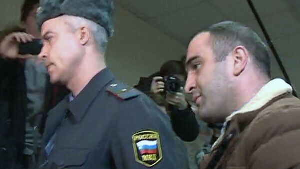 Предполагаемого свадебного стрелка арестовали на 30 суток. Кадры из суда Предполагаемого свадебного стрелка арестовали на 30 суток. Кадры из суда