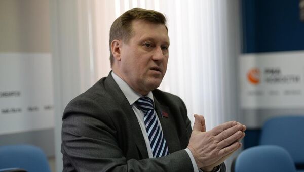 Депутат Госдумы Анатолий Локоть, архивное фото Депутат Госдумы Анатолий Локоть, архивное фото
