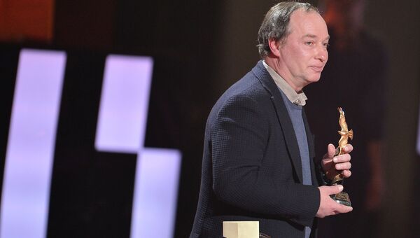Режиссер Сергей Урсуляк на церемонии вручения премии Золотой Орел. Архивное фото Режиссер Сергей Урсуляк на церемонии вручения премии Золотой Орел. Архивное фото