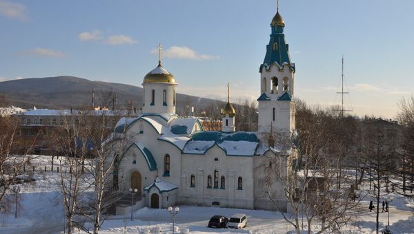 Собор Воскресения Христова в Южно-Сахалинске, архивное фото Собор Воскресения Христова в Южно-Сахалинске, архивное фото