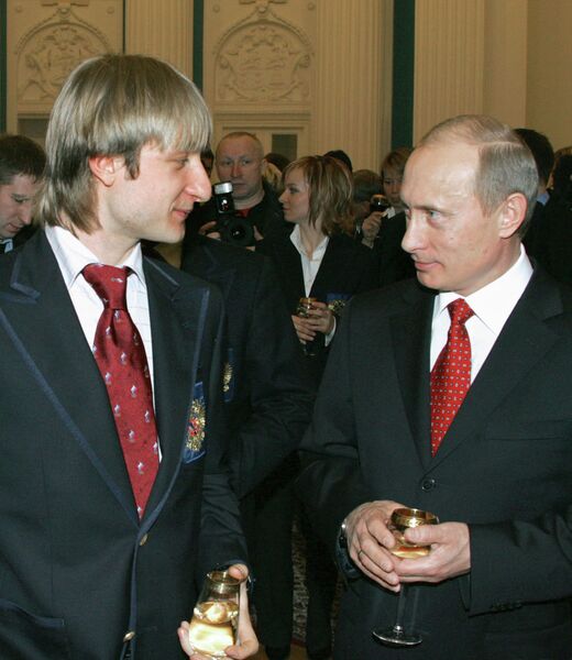 Владимир Путин встретился с призерами ХХ зимних Олимпийских игр в Турине Владимир Путин встретился с призерами ХХ зимних Олимпийских игр в Турине