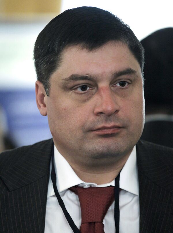 Президент ОАО Бинбанк Микаил Шишханов Президент ОАО Бинбанк Микаил Шишханов
