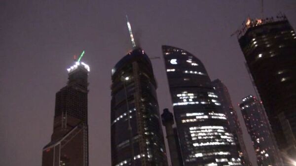 Вертолеты потушили пожар на башне Восток в Москва-Сити Вертолеты потушили пожар на башне Восток в Москва-Сити