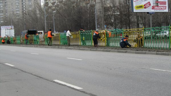 В Москве началось ежегодное апрельское благоустройство города В Москве началось ежегодное апрельское благоустройство города