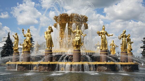 Фонтан Дружба народов на ВДНХ Фонтан Дружба народов на ВДНХ