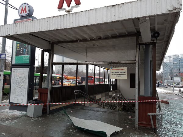 В переходе у метро Коломенская в Москве произошел взрыв В переходе у метро Коломенская в Москве произошел взрыв