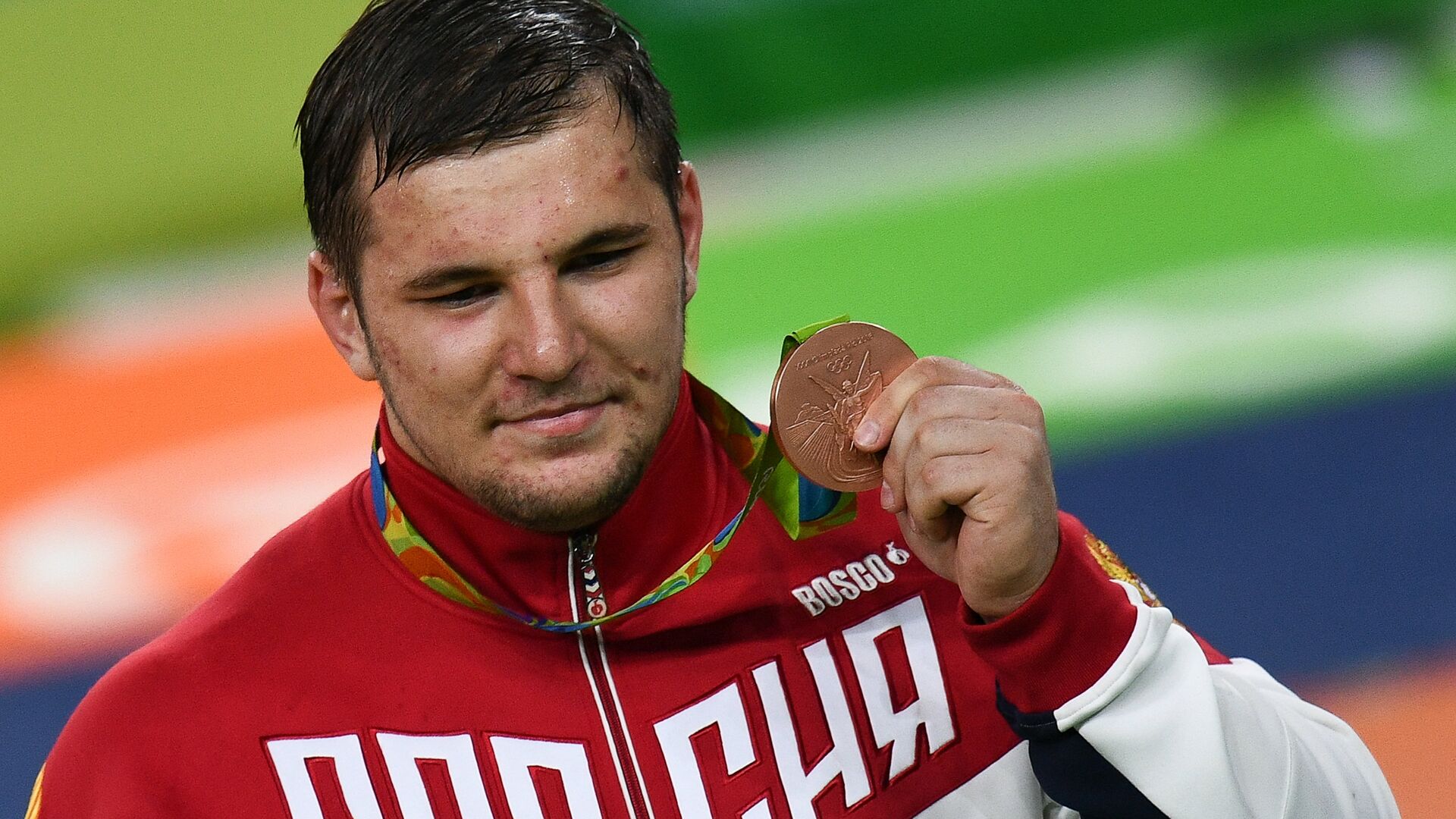 Борец Евлоев вышел в финал Олимпиады и гарантировал себе ...