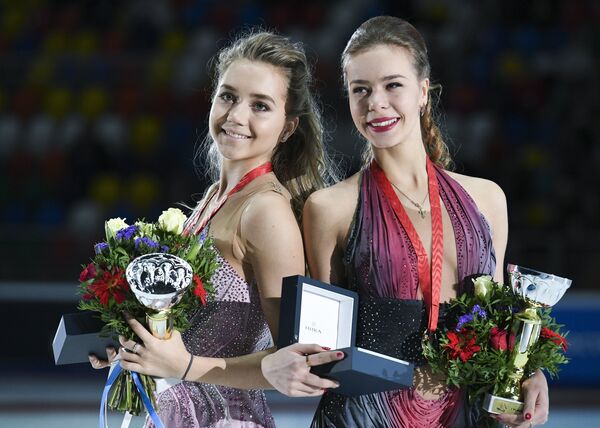 Елена Радионова (Россия) и Анна Погорилая (Россия) (слева направо) Елена Радионова (Россия) и Анна Погорилая (Россия) (слева направо)