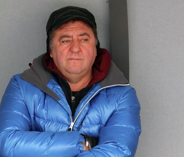 Главный тренер Енисея Сергей Ломанов Главный тренер Енисея Сергей Ломанов