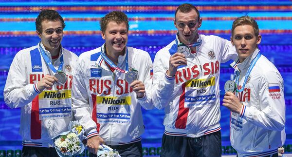 Михаил Довгалюк, Александр Красных, Данила Изотов и Михаил Вековищев (слева направо) Михаил Довгалюк, Александр Красных, Данила Изотов и Михаил Вековищев (слева направо)
