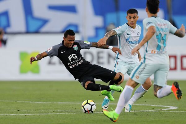 Нападающий ФК Тосно Нуну Роша Нападающий ФК Тосно Нуну Роша