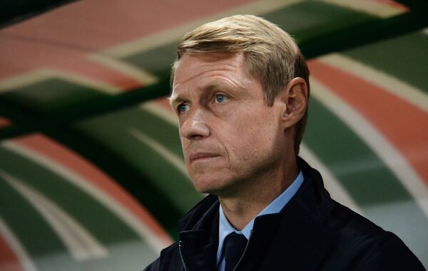 Главный тренер ФК Ахмат Олег Кононов Главный тренер ФК Ахмат Олег Кононов