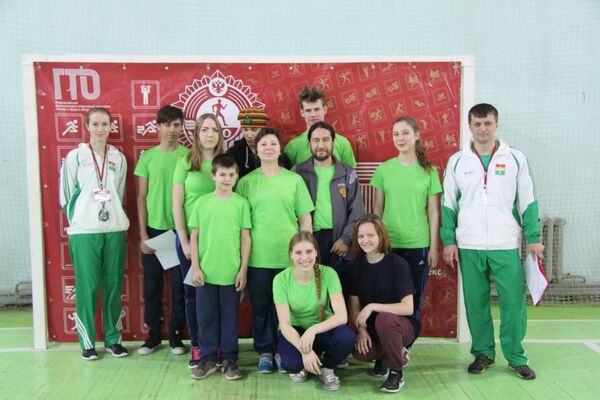 Многодетная семья из села Березово Кемеровской области Многодетная семья из села Березово Кемеровской области
