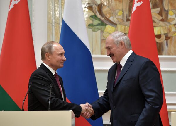 Владимир Путин и Александр Лукашенко Владимир Путин и Александр Лукашенко