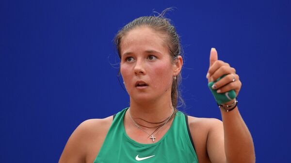 Касаткина победила Звонареву в первом раунде турнира в Риме