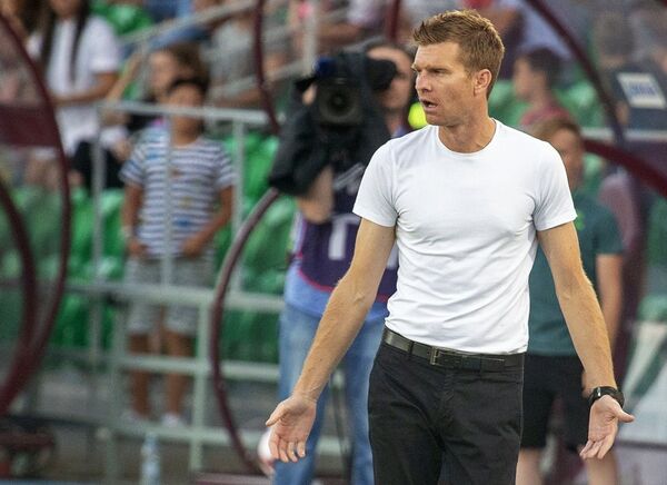 Главный тренер Домжале Симон Рожман Главный тренер Домжале Симон Рожман