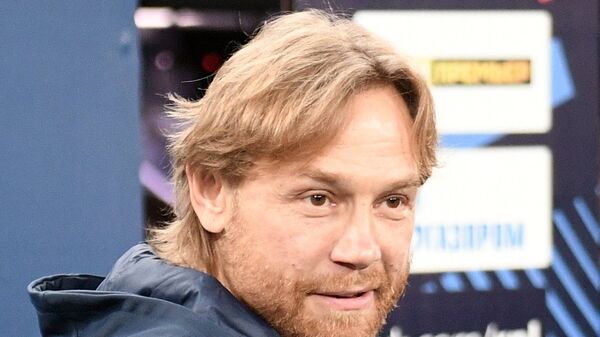 Главный тренер Ростова Валерий Карпин Главный тренер Ростова Валерий Карпин