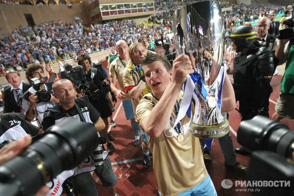 Игрок Зенита Андрей Аршавин Игрок Зенита Андрей Аршавин