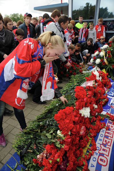 Мероприятия, посвященные годовщине трагедии ХК Локомотив Мероприятия, посвященные годовщине трагедии ХК Локомотив