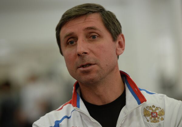 Главный тренер Алексей Покашников Главный тренер Алексей Покашников