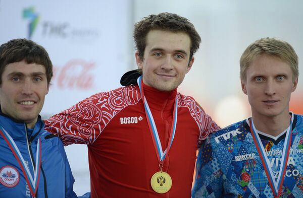 Александр Румянцев - второе место, Денис Юсков - первое место, Иван Скобрев - третье место (слева направо) Александр Румянцев - второе место, Денис Юсков - первое место, Иван Скобрев - третье место (слева направо)