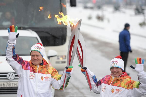 Александр Зубарев и чемпионка Европы и мира по легкой атлетике Лариса Клейменова Александр Зубарев и чемпионка Европы и мира по легкой атлетике Лариса Клейменова