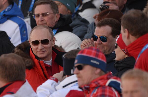 Президент России Владимир Путин и председатель правительства России Дмитрий Медведев Президент России Владимир Путин и председатель правительства России Дмитрий Медведев