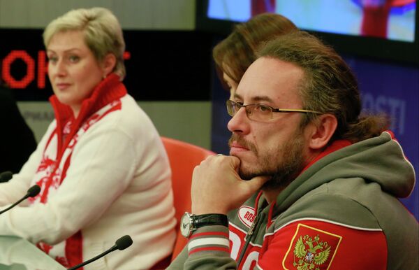 Cтарший тренер женской сборной команды Светлана Калалб и старший тренер мужской сборной команды Василий Гудин Cтарший тренер женской сборной команды Светлана Калалб и старший тренер мужской сборной команды Василий Гудин