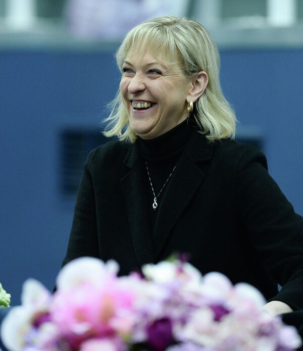 Елена Кустарова Елена Кустарова