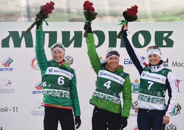 Дарья Домрачева (Белоруссия) – 1-е место, Надежда Скардино (Белоруссия) – 2-е место, Карин Оберхофер (Италия) – 3-е место (слева направо) Дарья Домрачева (Белоруссия) – 1-е место, Надежда Скардино (Белоруссия) – 2-е место, Карин Оберхофер (Италия) – 3-е место (слева направо)