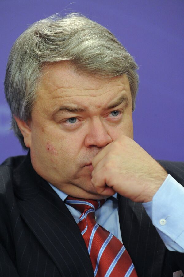 Михаил Бутов Михаил Бутов