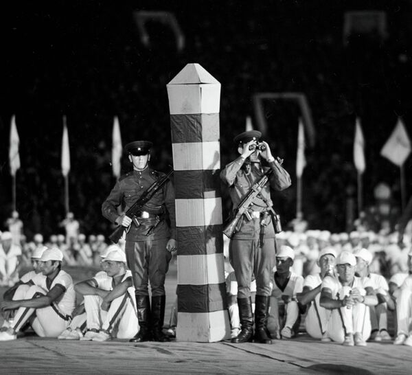 Выступление спортсменов общества «Динамо» Выступление спортсменов общества «Динамо»