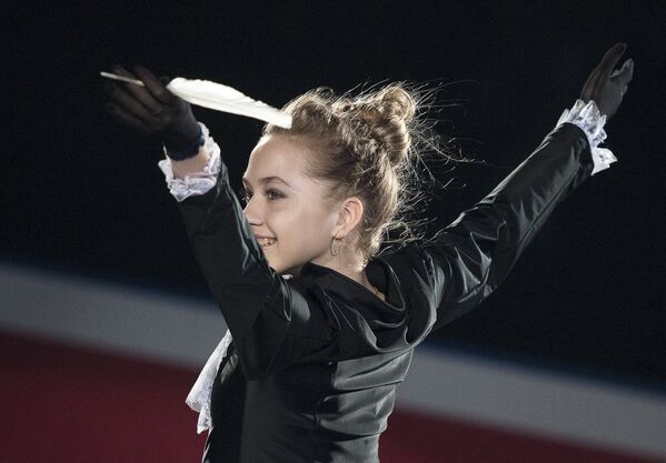 Елена Радионова Елена Радионова