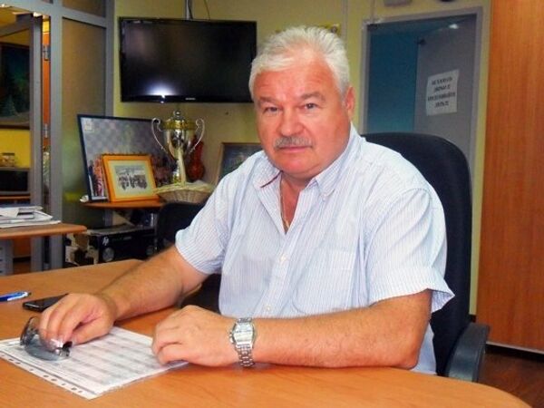 Владимир Плющев Владимир Плющев