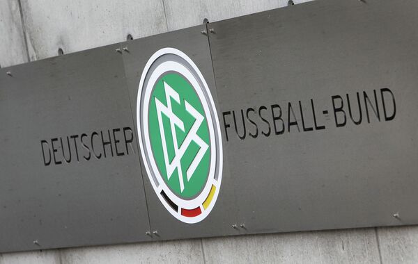 Логотип DFB Логотип DFB