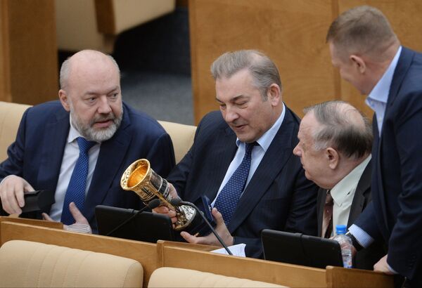 Павел Крашенинников, Владислав Третьяк и Виктор Заварзин (слева направо) Павел Крашенинников, Владислав Третьяк и Виктор Заварзин (слева направо)