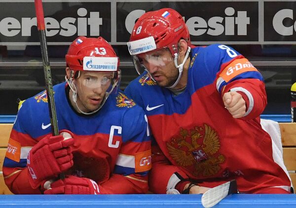 Форварды сборной России Павел Дацюк (слева) и Александр Овечкин Форварды сборной России Павел Дацюк (слева) и Александр Овечкин